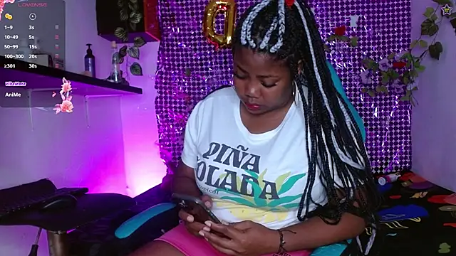 Snapshot of niawk_ chatting on February 9, 2026, 1:53 pm niawk online show from February 9, 2026, 1:53 pm