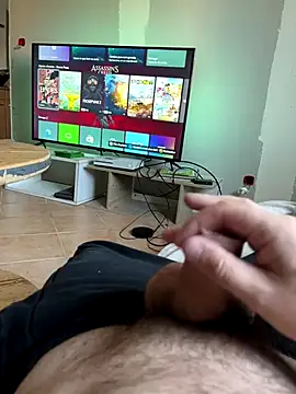 Snapshot of RenaudS-02 chatting on September 19, 2025, 4:33 pm RenaudS-02 online show from September 19, 2025, 4:33 pm