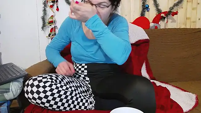 Snapshot of SquirtyMellissaLabia chatting on January 16, 2026, 7:34 am SquirtyMellissaLabia online show from January 16, 2026, 7:34 am