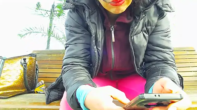 Snapshot of SquirtyMellissaLabia chatting on March 27, 2026, 6:33 am SquirtyMellissaLabia online show from March 27, 2026, 6:33 am