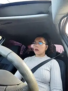 SquirtyMellissaLabia online show from October 23, 2025, 6:12 am