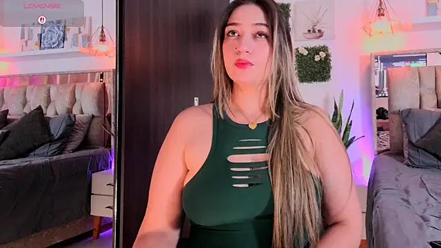 Snapshot of Dulce_Morrys chatting on April 8, 2026, 5:58 pm Dulce Morrys online show from April 8, 2026, 5:58 pm