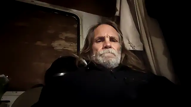 Snapshot of Fluxus532@xh chatting on November 3, 2025, 7:24 am Fluxus532xh online show from November 3, 2025, 7:24 am