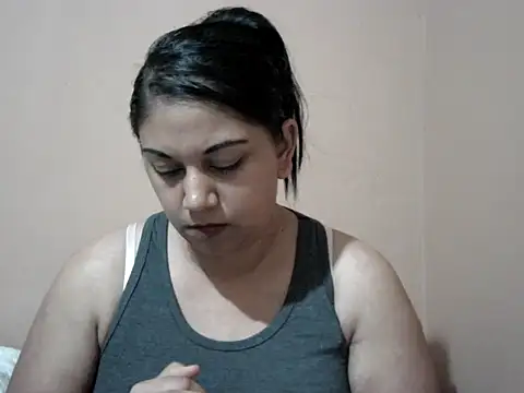 bellachow10 online show from February 7, 2026, 7:33 pm