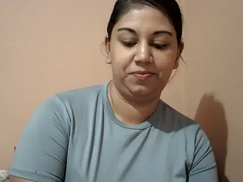 bellachow10 online show from March 10, 2026, 6:28 am