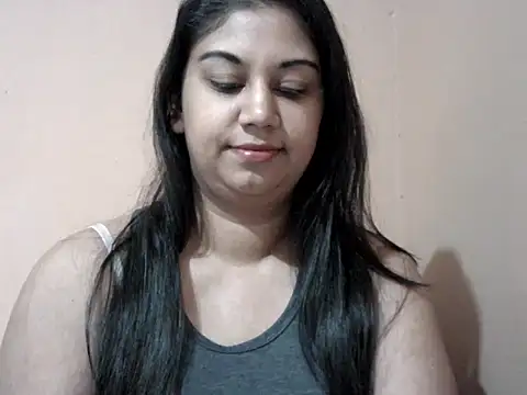 bellachow10 online show from April 15, 2026, 5:46 am