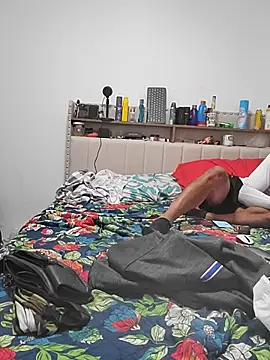 Snapshot of hotfine26 chatting on October 18, 2025, 2:24 am hotfine26 online show from October 18, 2025, 2:24 am