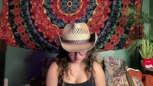 Snapshot of sweetandwet_daddy chatting on November 1, 2025, 8:19 am sweetandwet daddy online show from November 1, 2025, 8:19 am