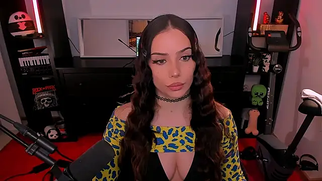 Snapshot of SofiRusselle chatting on January 8, 2026, 6:25 pm SofiRusselle online show from January 8, 2026, 6:25 pm