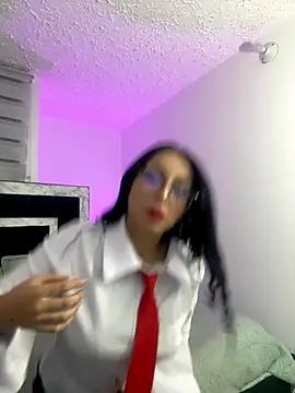 Snapshot of sophie_cute66 chatting on November 6, 2025, 7:23 am sophie cute66 online show from November 6, 2025, 7:23 am