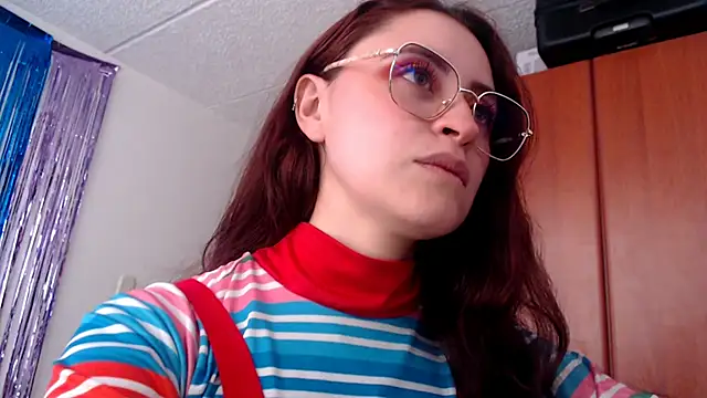 Juls winter  online show from October 6, 2025, 5:13 pm