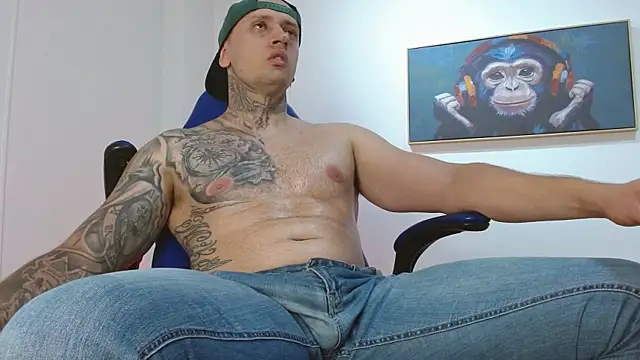 Snapshot of Joeysexx2 chatting on January 15, 2026, 4:16 am Joeysexx2 online show from January 15, 2026, 4:16 am