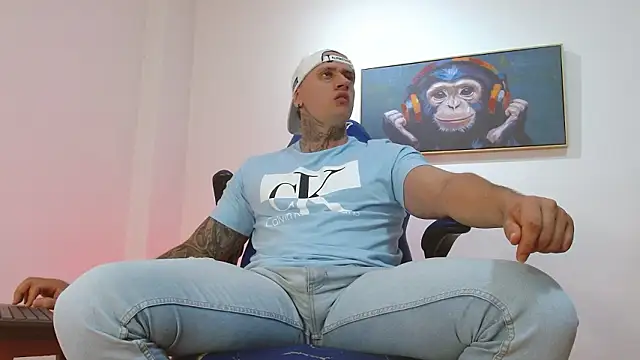 Snapshot of Joeysexx2 chatting on February 14, 2026, 4:02 am Joeysexx2 online show from February 14, 2026, 4:02 am