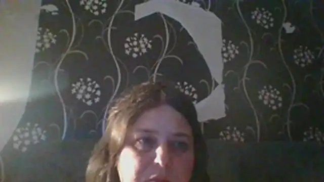 HouseWifeWhore Milf online show from June 15, 2026, 1:06 am