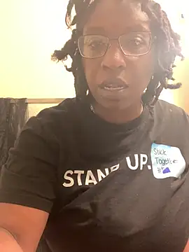 markquanna online show from April 8, 2026, 2:02 am