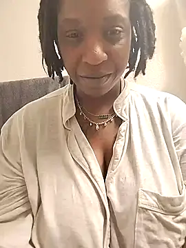 Snapshot of markquanna chatting on January 12, 2026, 1:56 am markquanna online show from January 12, 2026, 1:56 am