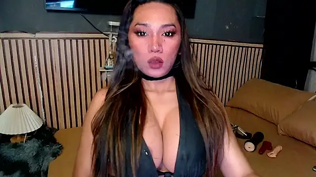 sexcindy online show from October 31, 2025, 9:39 am