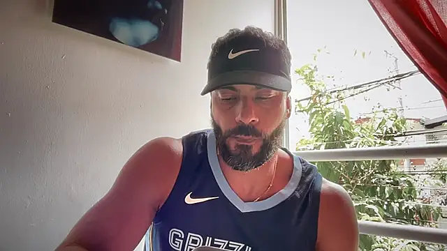 Snapshot of romeolovedark chatting on September 14, 2025, 4:18 pm romeolovedark online show from September 14, 2025, 4:18 pm