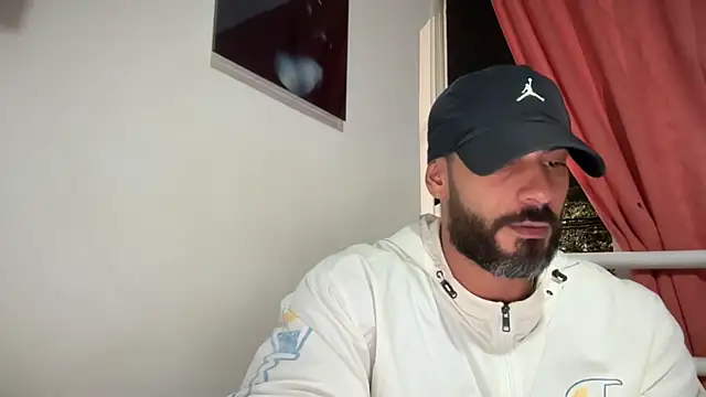 Snapshot of romeolovedark chatting on November 28, 2025, 4:56 am romeolovedark online show from November 28, 2025, 4:56 am