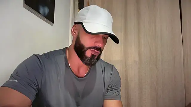 Snapshot of romeolovedark chatting on April 28, 2026, 4:17 am romeolovedark online show from April 28, 2026, 4:17 am