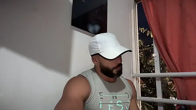 Snapshot of romeolovedark chatting on December 3, 2025, 11:14 pm romeolovedark online show from December 3, 2025, 11:14 pm