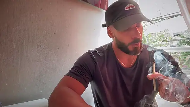 Snapshot of romeolovedark chatting on November 17, 2025, 7:51 pm romeolovedark online show from November 17, 2025, 7:51 pm