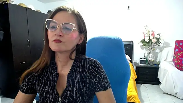 Snapshot of Xiimen chatting on October 16, 2025, 10:07 pm Xiimen online show from October 16, 2025, 10:07 pm