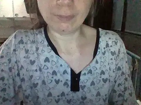 Moi Lina online show from October 14, 2025, 7:47 pm