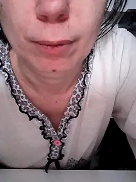 Moi Lina online show from January 10, 2026, 2:01 pm