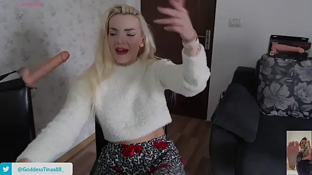 Goddess Tina online show from November 10, 2025, 8:52 am