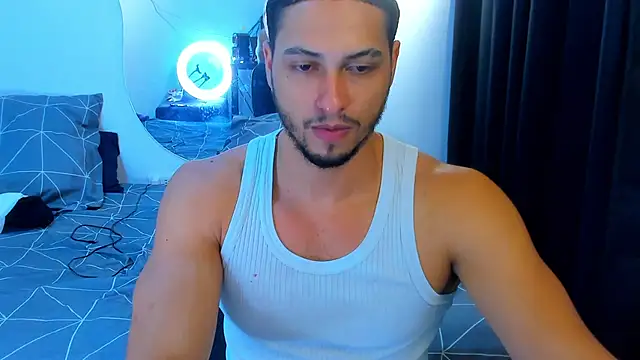 Snapshot of Kris_Khalifa69 chatting on May 5, 2026, 5:10 am Kris Khalifa69 online show from May 5, 2026, 5:10 am
