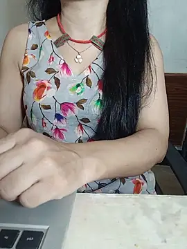 Snapshot of Chanchal--Navya chatting on May 12, 2026, 6:25 pm Chanchal--Navya online show from May 12, 2026, 6:25 pm