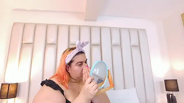 aandreaperez online show from January 6, 2026, 11:36 am