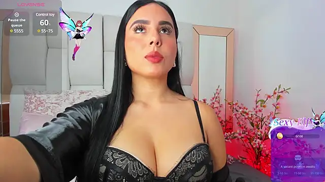 kylie sexy2000 online show from February 18, 2025, 4:36 pm