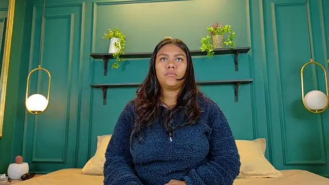 Snapshot of ale_cam chatting on February 8, 2026, 12:25 pm ale cam online show from February 8, 2026, 12:25 pm