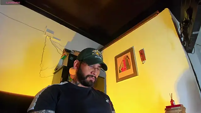 CamiloGray  online show from November 20, 2025, 1:56 pm