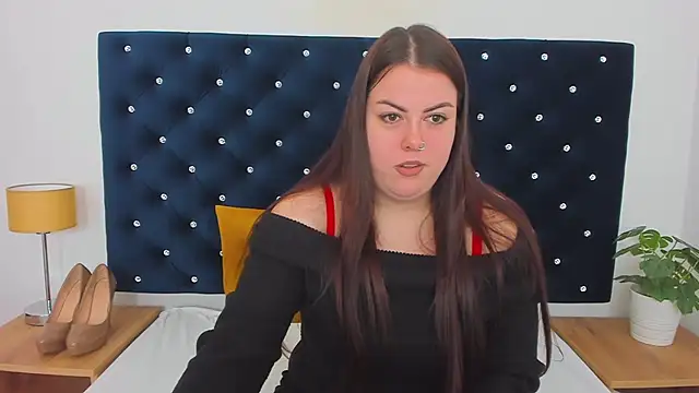 EvaLick online show from February 11, 2025, 9:31 am