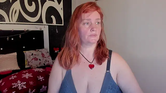 Snapshot of SinFulTitsDD chatting on January 17, 2025, 8:11 pm SinFulTitsDD online show from January 17, 2025, 8:11 pm