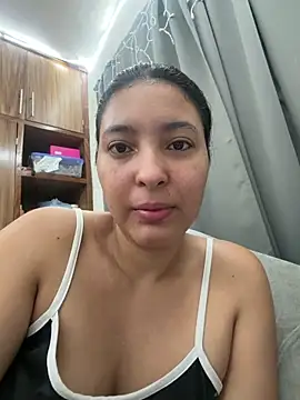 Snapshot of mariatudulceadiccion chatting on May 3, 2026, 7:39 pm mariatudulceadiccion online show from May 3, 2026, 7:39 pm