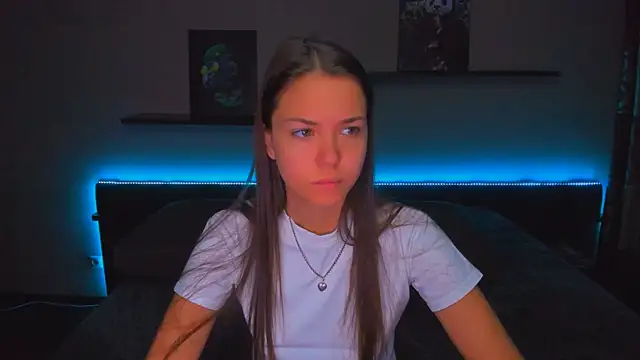 Snapshot of AlexaBarkley chatting on October 24, 2025, 12:09 am AlexaBarkley online show from October 24, 2025, 12:09 am