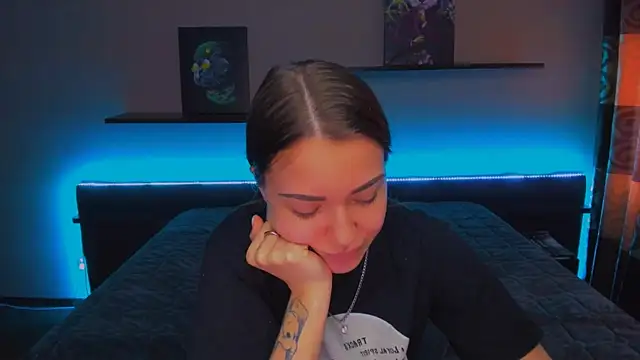 Snapshot of AlexaBarkley chatting on March 4, 2025, 6:26 am AlexaBarkley online show from March 4, 2025, 6:26 am