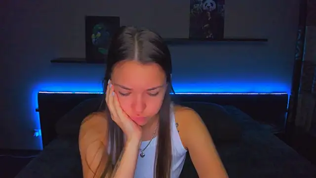 Snapshot of AlexaBarkley chatting on November 6, 2025, 12:25 am AlexaBarkley online show from November 6, 2025, 12:25 am