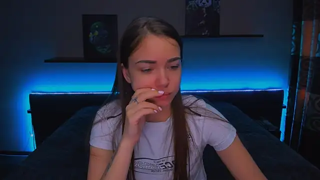 Snapshot of AlexaBarkley chatting on February 13, 2025, 3:07 am AlexaBarkley online show from February 13, 2025, 3:07 am