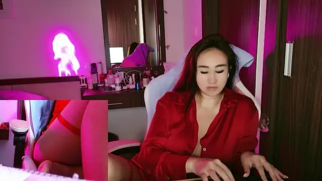 AsianQueens online show from January 6, 2026, 5:33 am