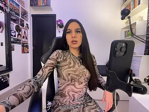 Snapshot of Myonlyhell chatting on December 4, 2024, 3:20 am Myonlyhell online show from December 4, 2024, 3:20 am