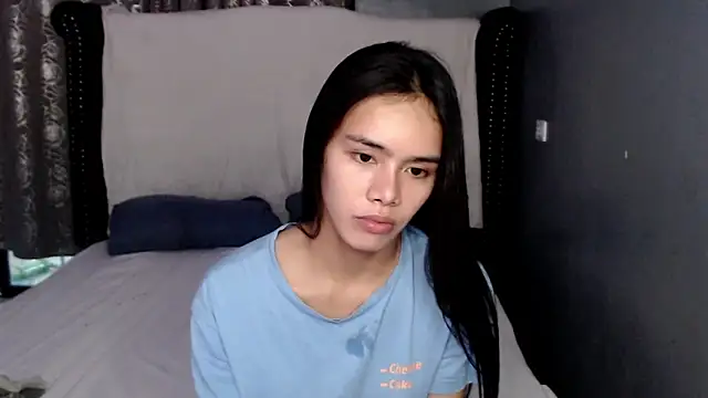 shecutie69 online show from October 15, 2025, 11:02 pm