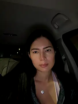 clairewntr online show from October 29, 2025, 9:14 pm