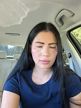 clairewntr online show from April 30, 2026, 4:14 pm