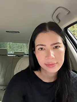 clairewntr online show from May 4, 2026, 3:48 pm