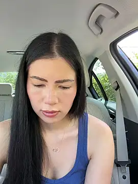 clairewntr online show from April 26, 2026, 12:24 pm